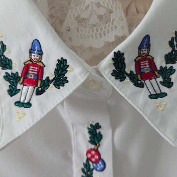 Tabi International  Christmas Blouse L - Picture 6 of 9